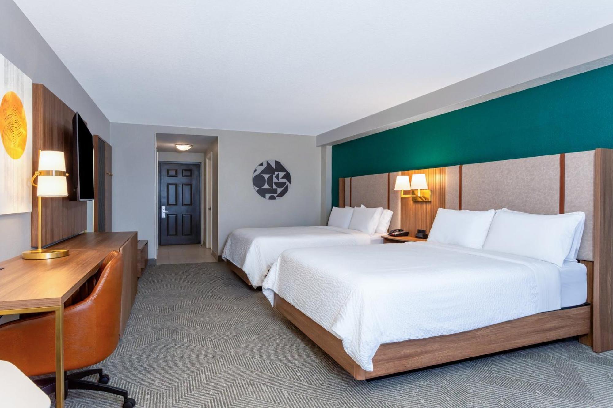 Holiday Inn Hotel & Suites Daytona Beach On The Ocean By Ihg Exterior photo
